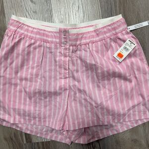 Tillys shorts medium